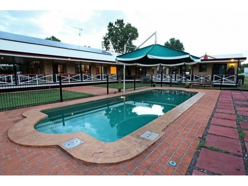 13-15 Holland Street, Chinchilla QLD 4413