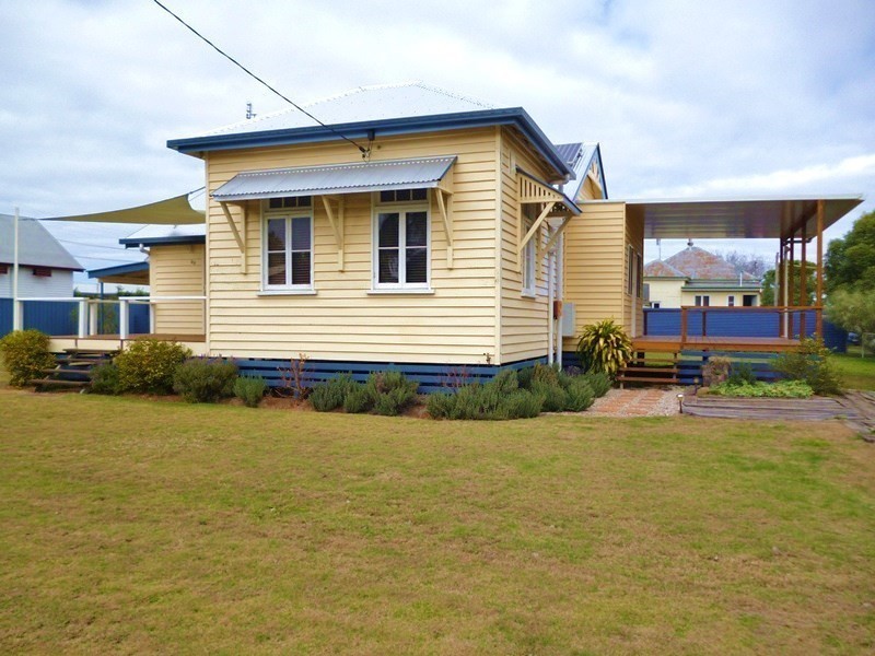 96 Boyd Street, Chinchilla QLD 4413