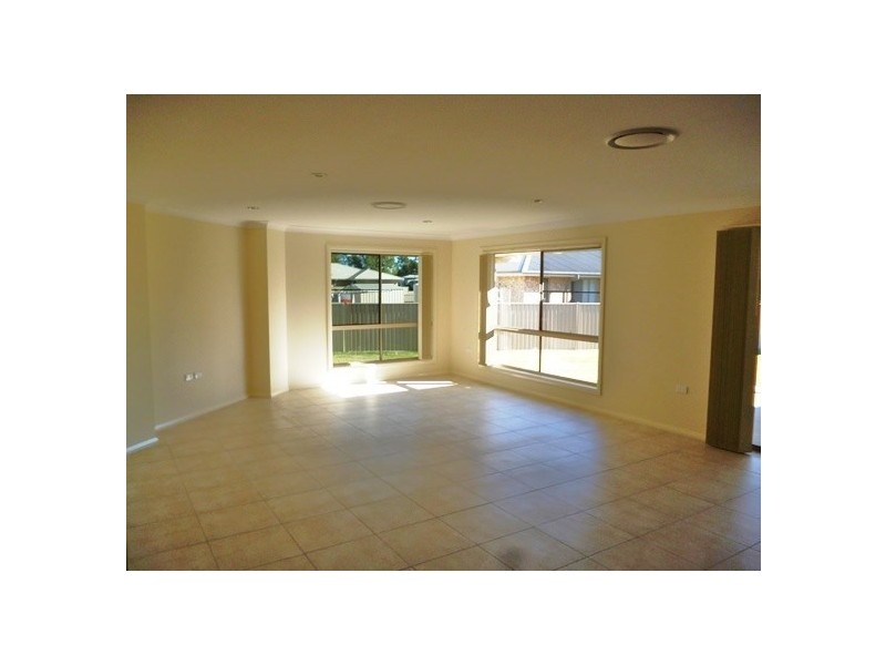70 Sommerfeld Crescent, Chinchilla QLD 4413