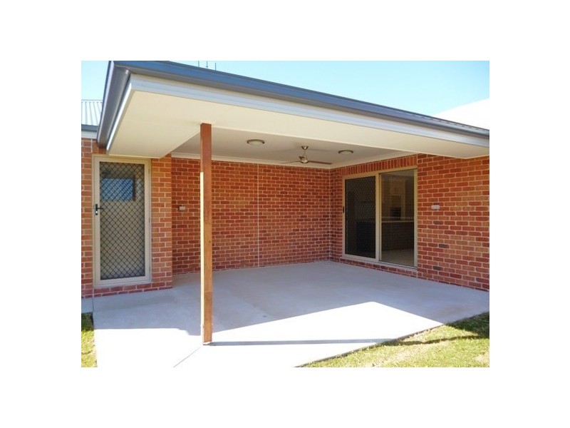70 Sommerfeld Crescent, Chinchilla QLD 4413