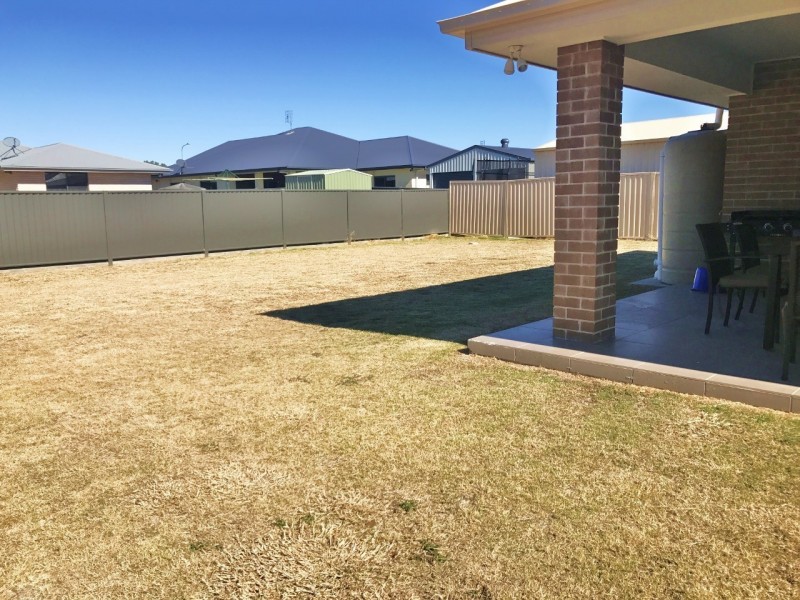 30 Frame Street, Chinchilla QLD 4413