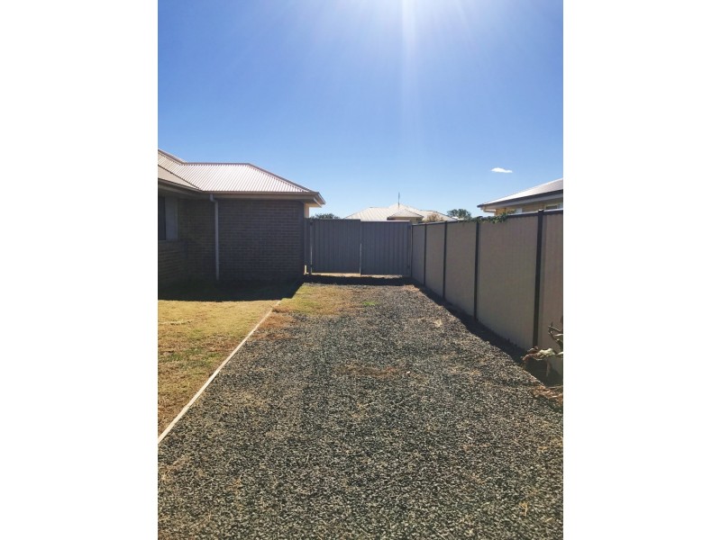 30 Frame Street, Chinchilla QLD 4413