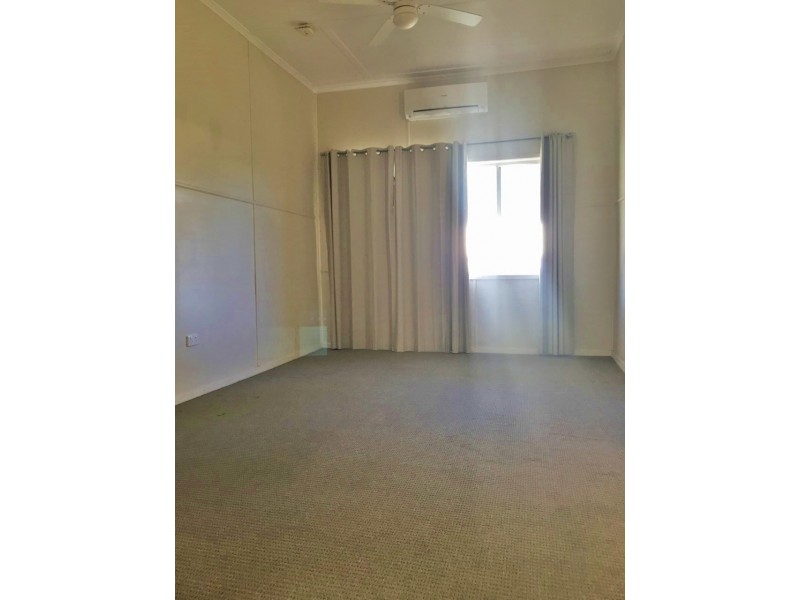 9 First Avenue, Chinchilla QLD 4413