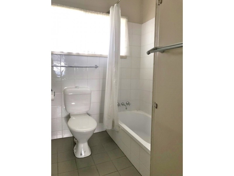 9 First Avenue, Chinchilla QLD 4413