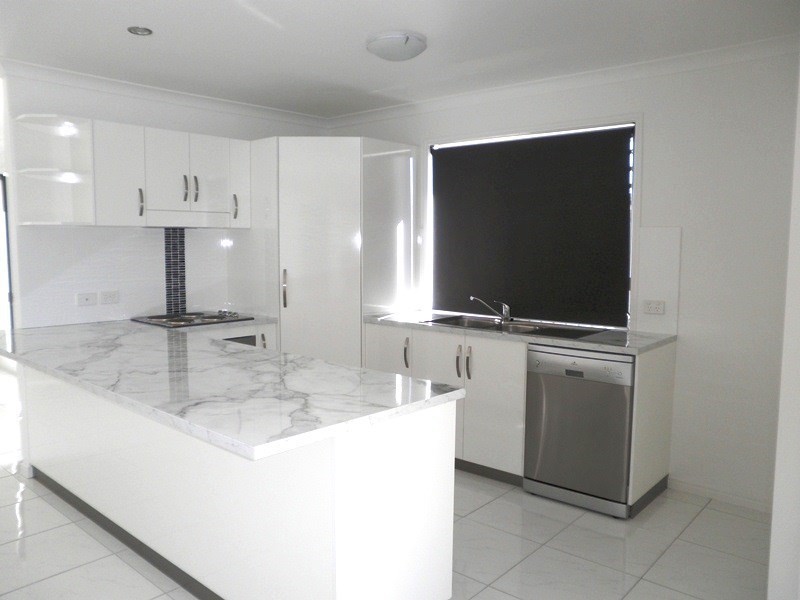 2/4 Dudley Street, Chinchilla QLD 4413