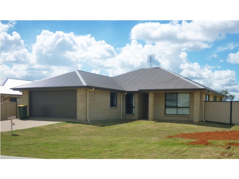 8 McKenzie Street, Chinchilla QLD 4413