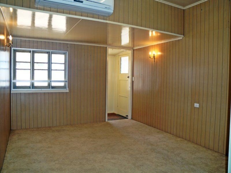 24 Barber Street, Chinchilla QLD 4413