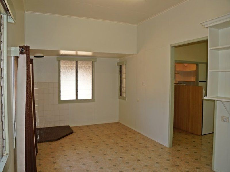 24 Barber Street, Chinchilla QLD 4413