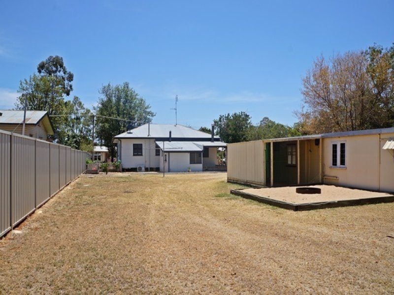 24 Barber Street, Chinchilla QLD 4413