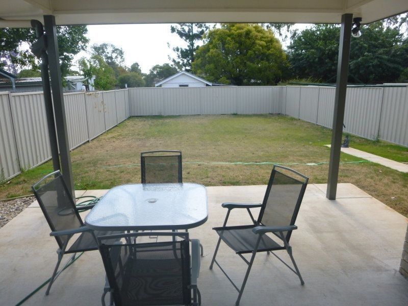 1/18 Claydon Street, Chinchilla QLD 4413