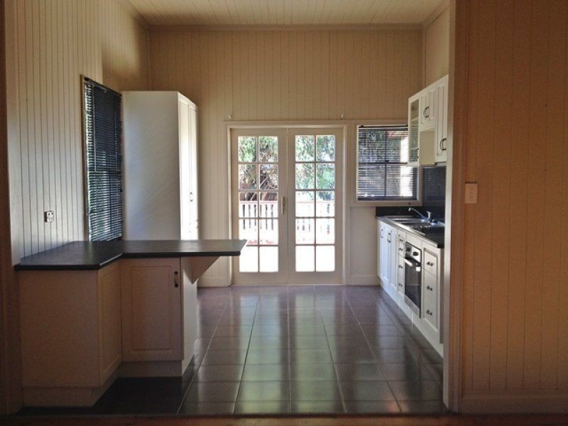 77 Boyd Street, Chinchilla QLD 4413