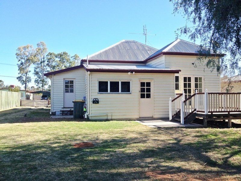 77 Boyd Street, Chinchilla QLD 4413
