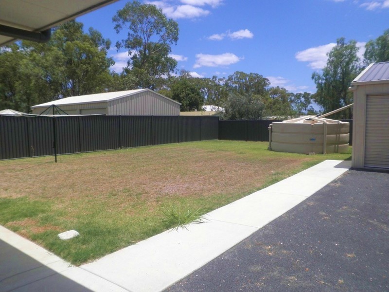 5 Layne Cres, Chinchilla QLD 4413