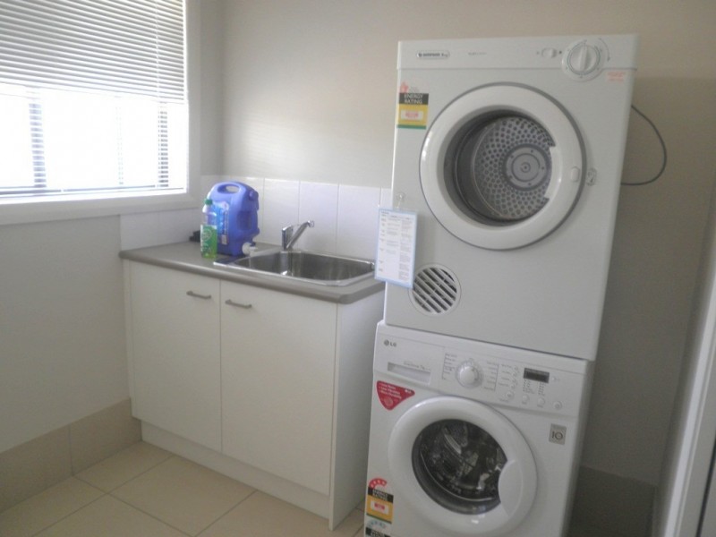 5 Layne Cres, Chinchilla QLD 4413