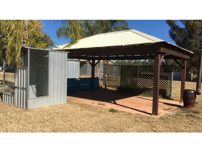 151 Cemetery Road, Chinchilla QLD 4413