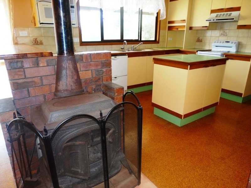 151 Cemetery Road, Chinchilla QLD 4413