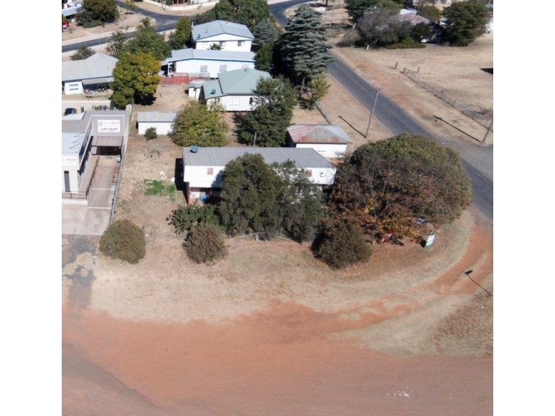 6 & 8 Short St Short St, Chinchilla QLD 4413