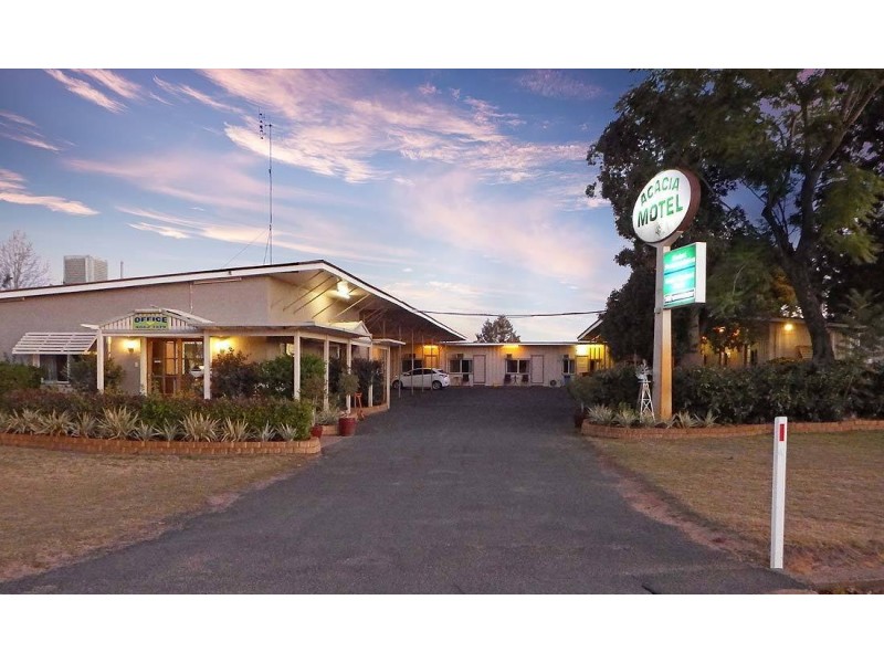 96 Glasson St, Chinchilla QLD 4413