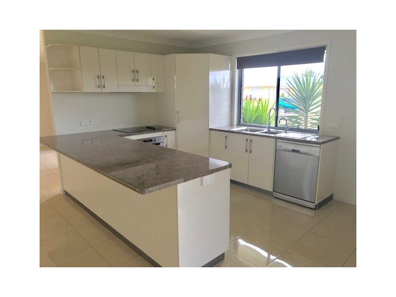 1/16 Dudley, Chinchilla QLD 4413