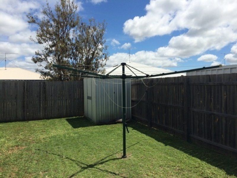 2/101 Zeller Street, Chinchilla QLD 4413