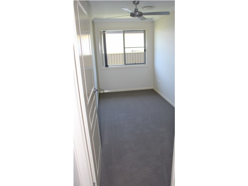 89 Sommerfeld Crescent, Chinchilla QLD 4413