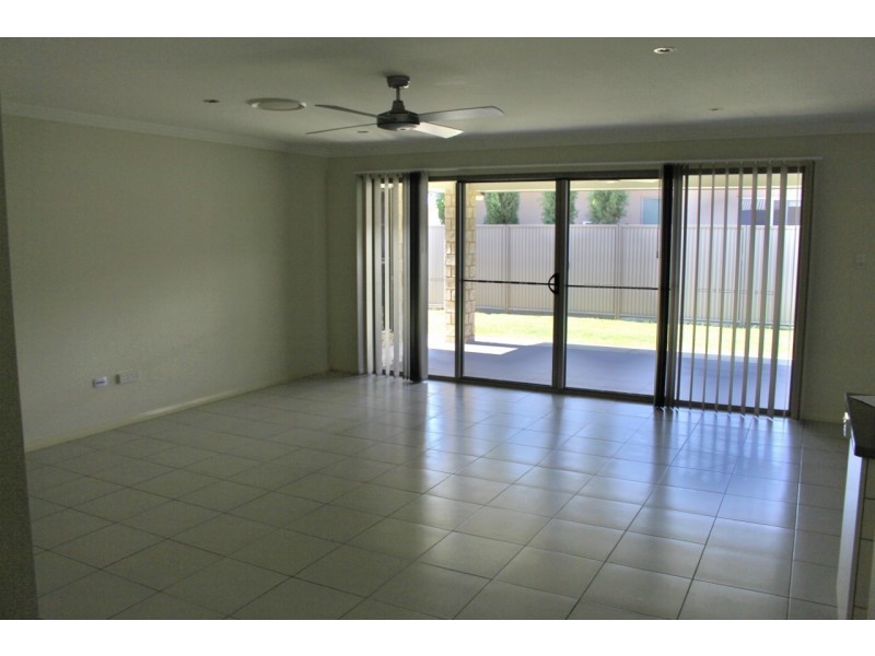 89 Sommerfeld Crescent, Chinchilla QLD 4413