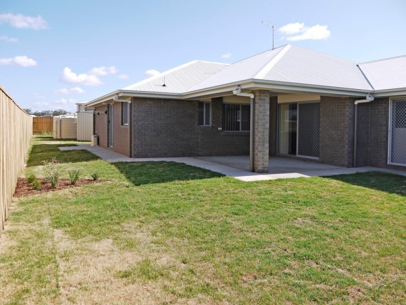 11 Brennan Place, Chinchilla QLD 4413