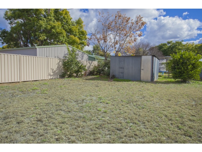 28 Claydon Street, Chinchilla QLD 4413