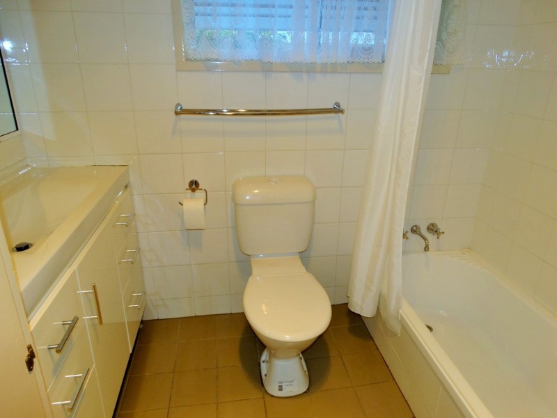 9 First Avenue, Chinchilla QLD 4413