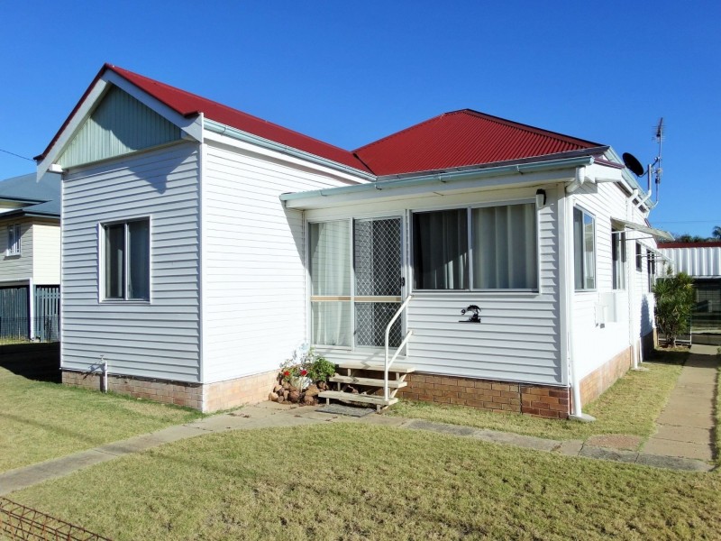 9 First Avenue, Chinchilla QLD 4413