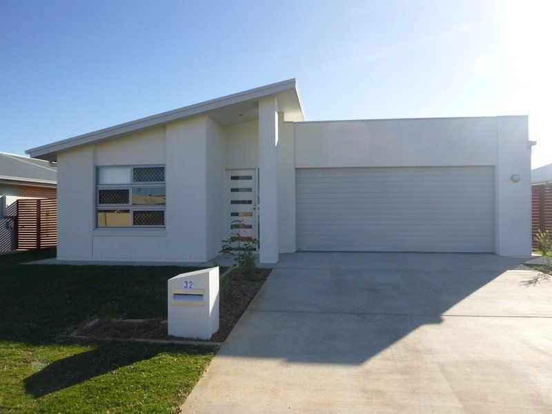 32 Bridgeman Parade, Chinchilla QLD 4413