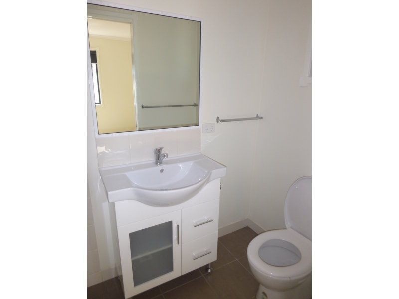 2/37 Barber Street, Chinchilla QLD 4413