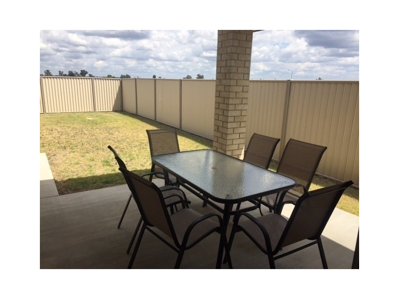 24 Archer Street, Chinchilla QLD 4413