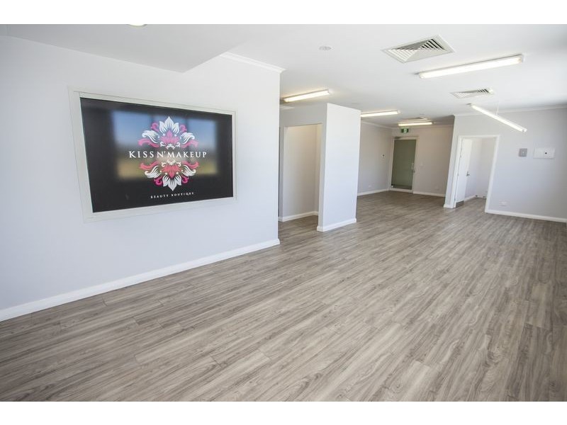 5B/30-50 Warrego Highway, Chinchilla QLD 4413