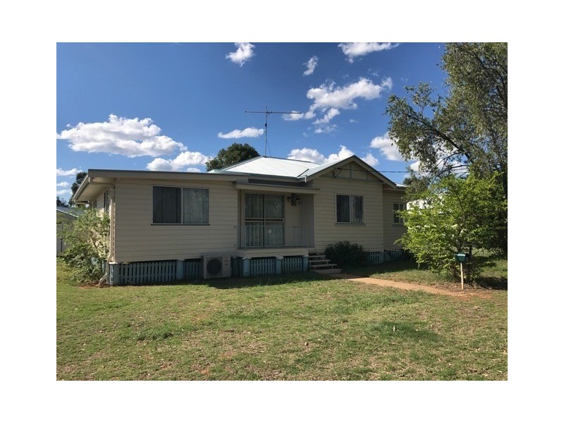 75 Park Street, Chinchilla QLD 4413