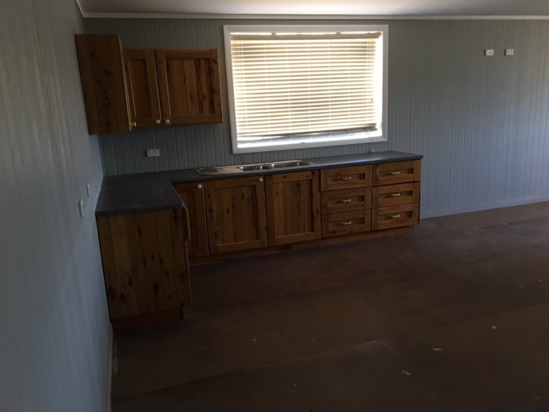 8 A Malduf Street, Chinchilla QLD 4413