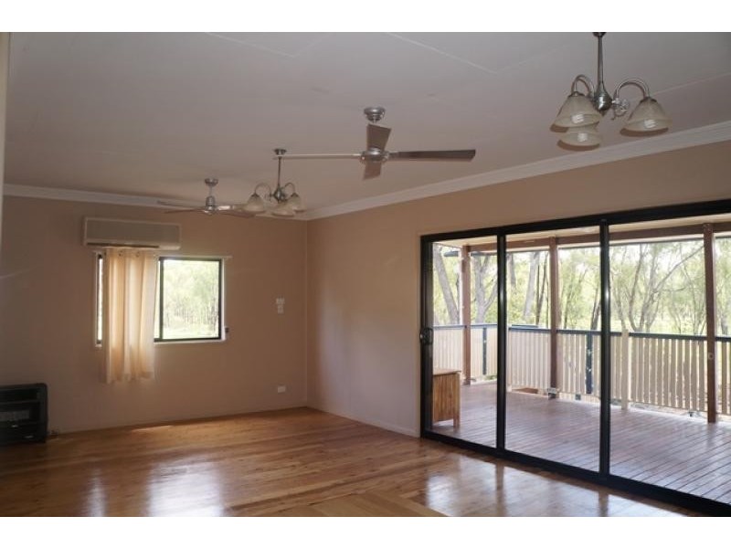 27 Helena Street, Chinchilla QLD 4413