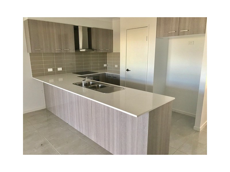 4/13 Dudley Street, Chinchilla QLD 4413