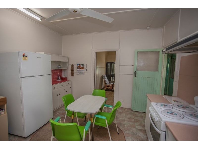 19 Russell Street, Chinchilla QLD 4413