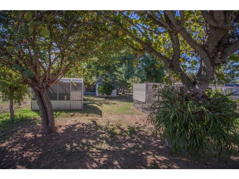 19 Russell Street, Chinchilla QLD 4413