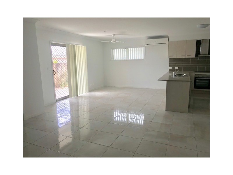 2/15 Dudley Street, Chinchilla QLD 4413