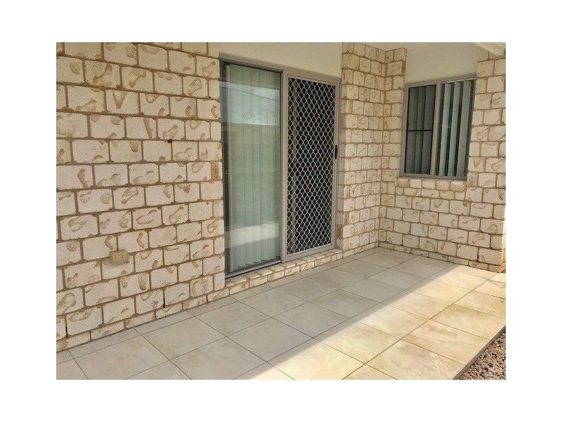 2/15 Dudley Street, Chinchilla QLD 4413