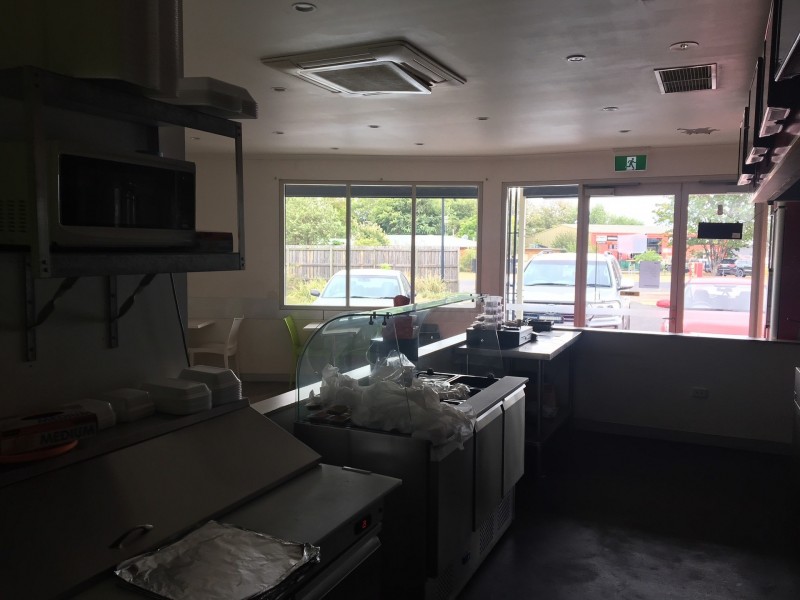 Lease 1/30-50 Warrego Highway, Chinchilla QLD 4413