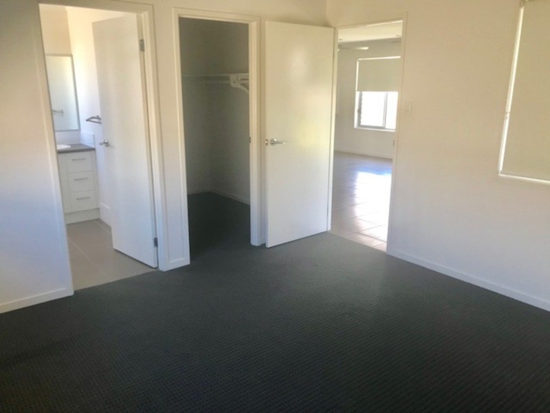 27 Bridgeman Pde, Chinchilla QLD 4413