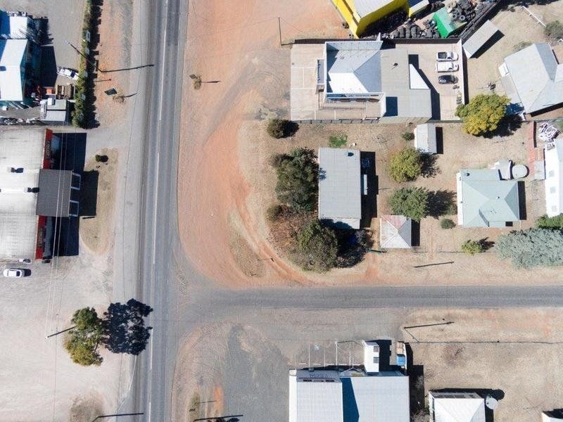 Corner Warrego Highway & Short Street, Chinchilla QLD 4413