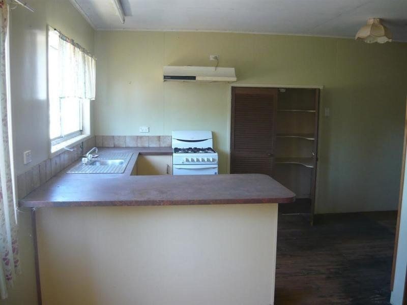 38672 Leichhardt Highway, Miles QLD 4415