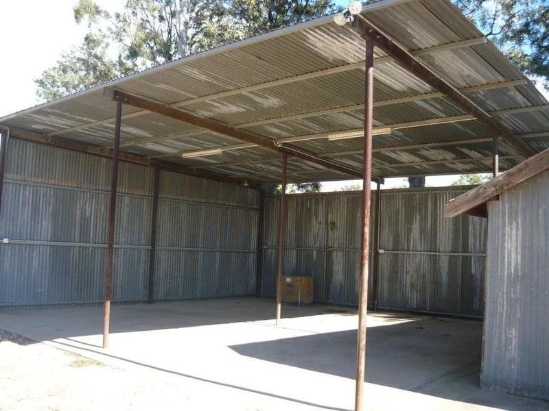 18 Lloyd Street, Chinchilla QLD 4413