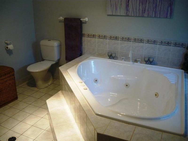 18 Lloyd Street, Chinchilla QLD 4413