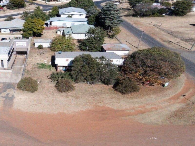 Corner of Cnr Short Street & Warrego Highway, Chinchilla QLD 4413