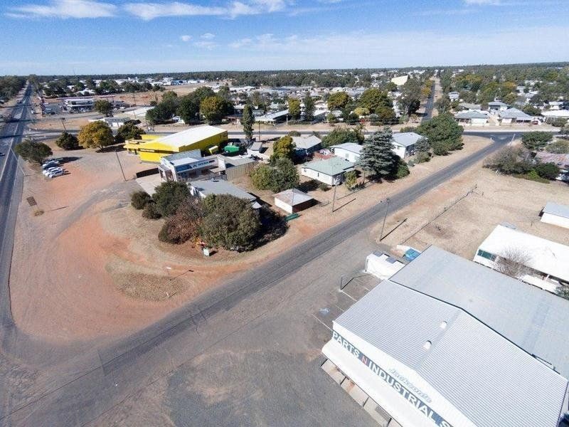 Corner of Cnr Short Street & Warrego Highway, Chinchilla QLD 4413